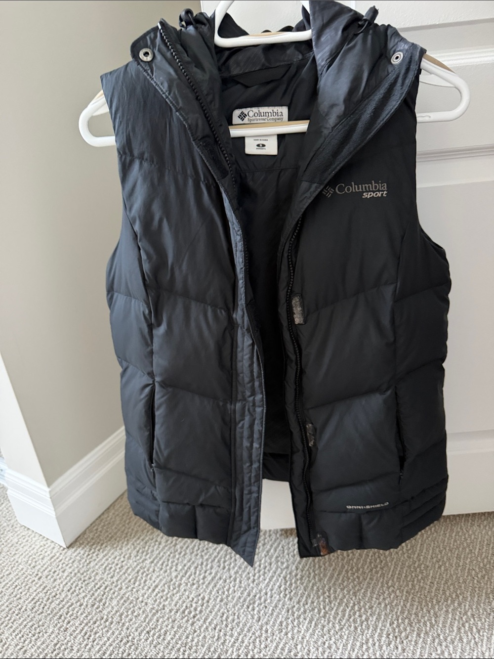 Columbia Black Quilted Women’s Hooded Puffer Vest